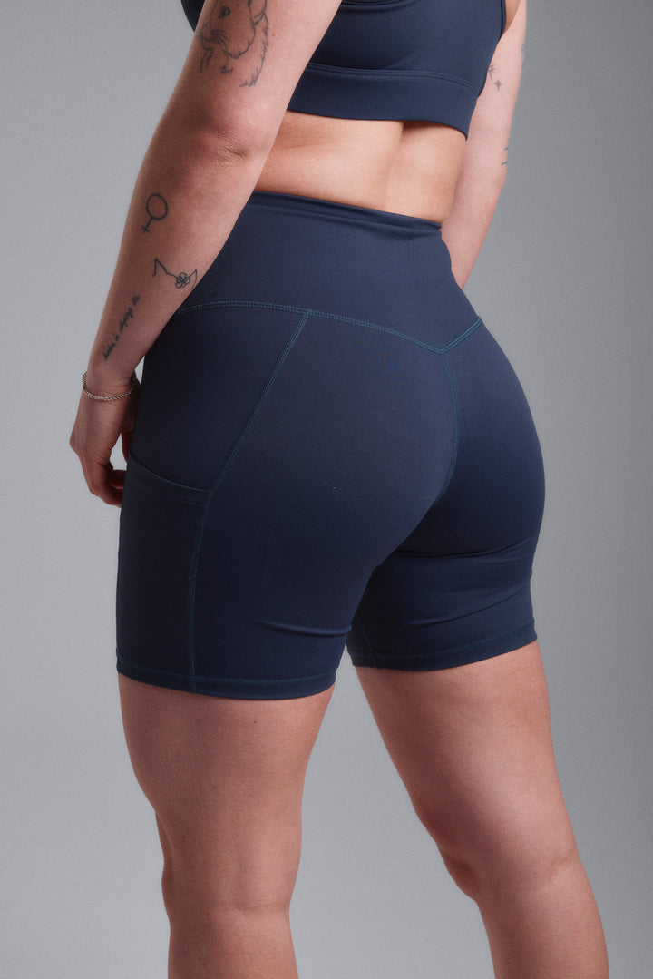 Essential Midi Shorts